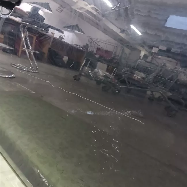 Porta anteriore destra