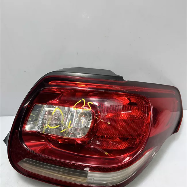 Fanale posteriore destro