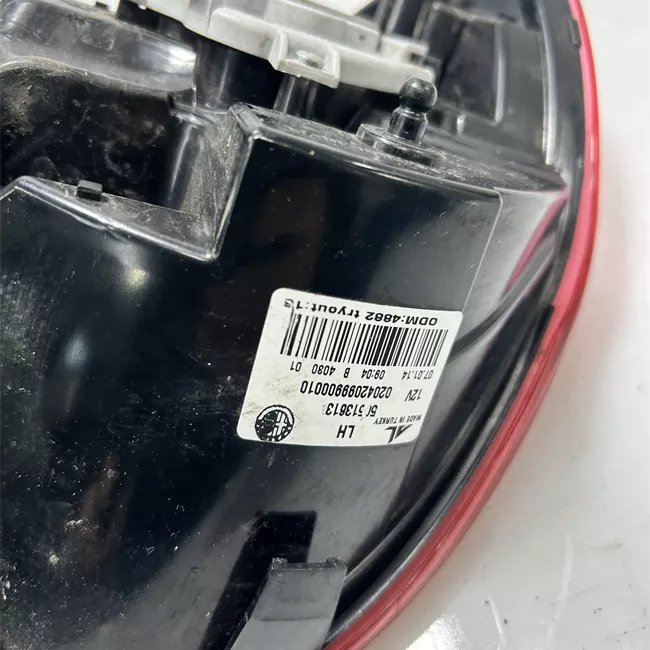 Fanale posteriore parte esterno sinistro