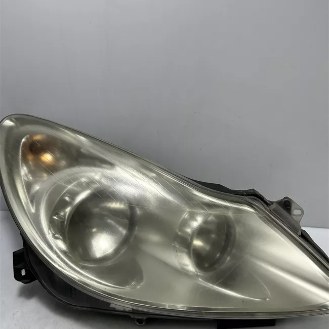 Proiettore destro Cromo