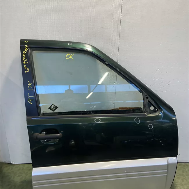 Porta anteriore destra S