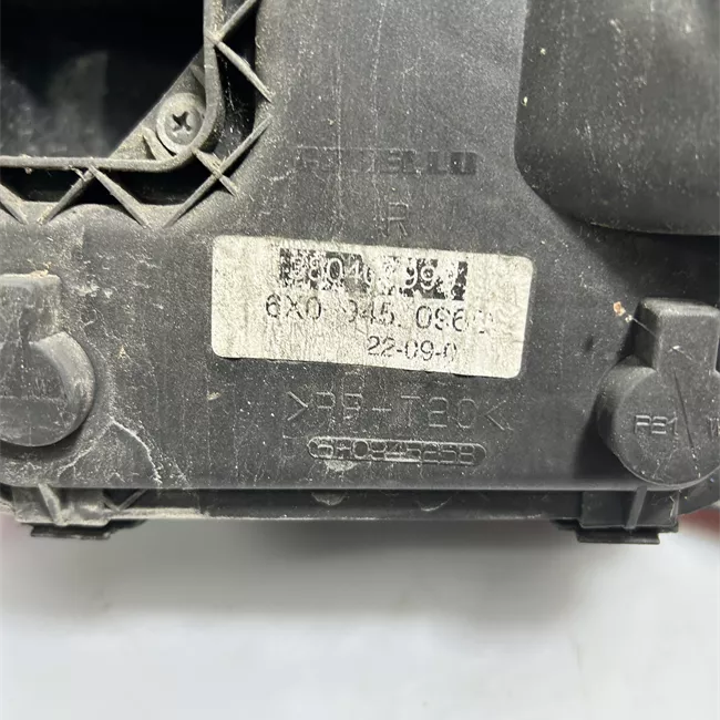 Fanale posteriore sinistro