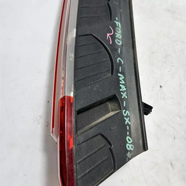 Fanale posteriore sinistro