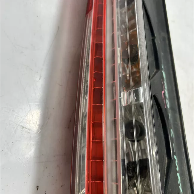 Fanale posteriore sinistro