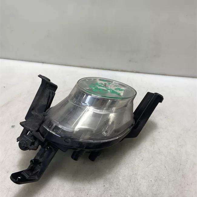 Proiettore fendinebbia sinistro