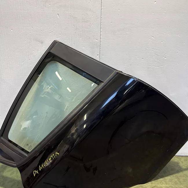 Porta posteriore destra