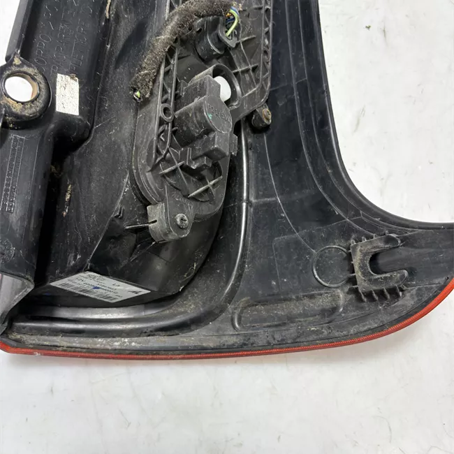 Fanale posteriore sinistro