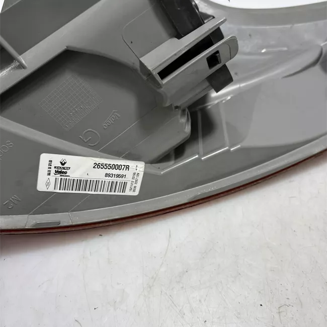 Fanale posteriore parte esterno sinistro