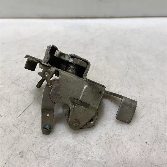 Serratura porta anteriore sinistra