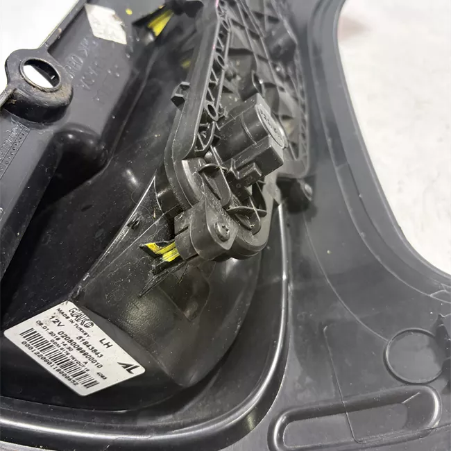 Fanale posteriore sinistro