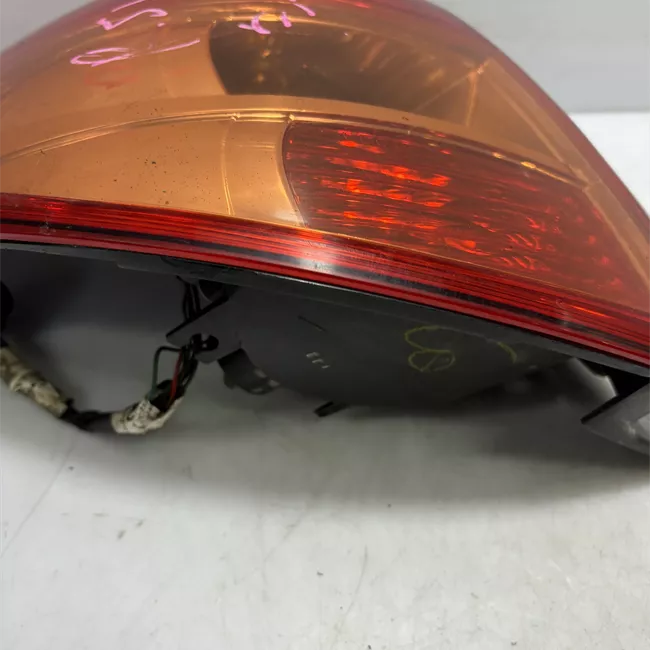 Fanale posteriore sinistro