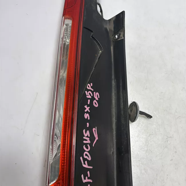 Fanale posteriore sinistro