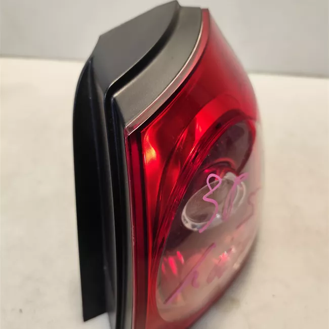 Fanale posteriore parte esterno destro