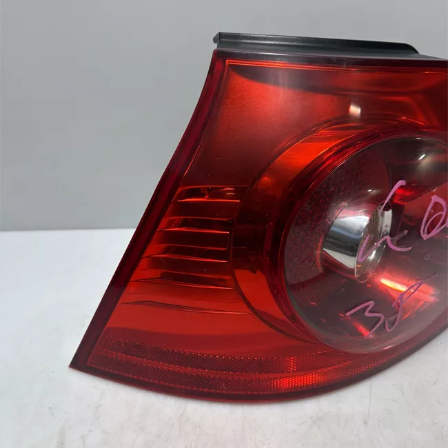 Fanale posteriore parte esterno sinistro