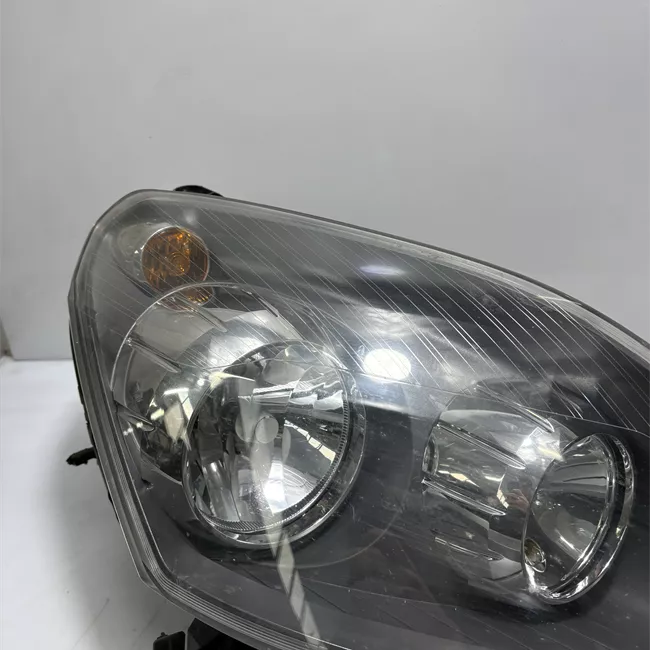 Proiettore destro Trasparente scuro