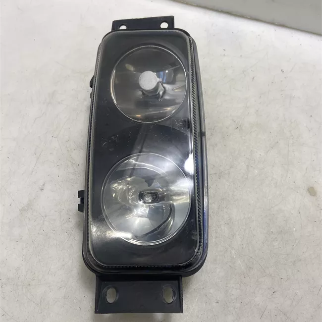 Proiettore fendinebbia destro