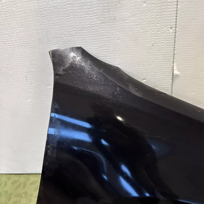 Parafango anteriore destro