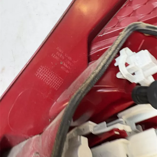 Fanale posteriore sinistro