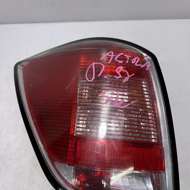 Fanale posteriore sinistro