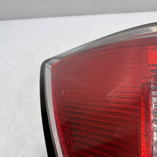 Fanale posteriore sinistro