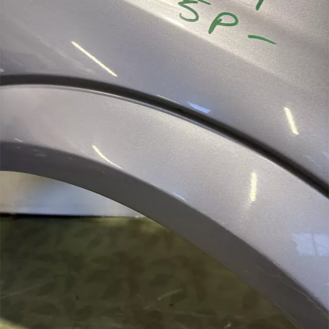 Parafango anteriore destro