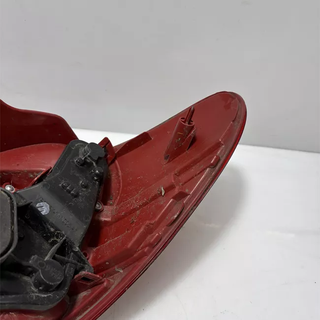 Fanale posteriore sinistro