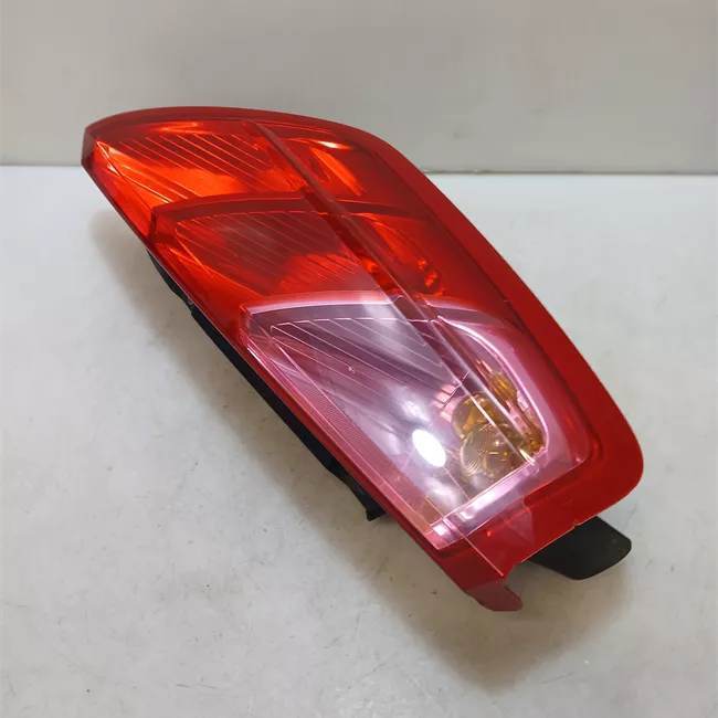 Fanale posteriore sinistro