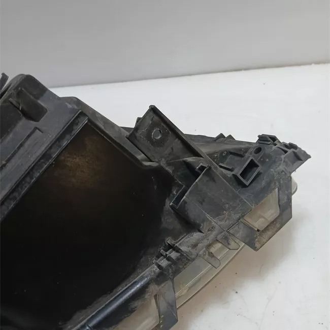 Proiettore destro ZKW