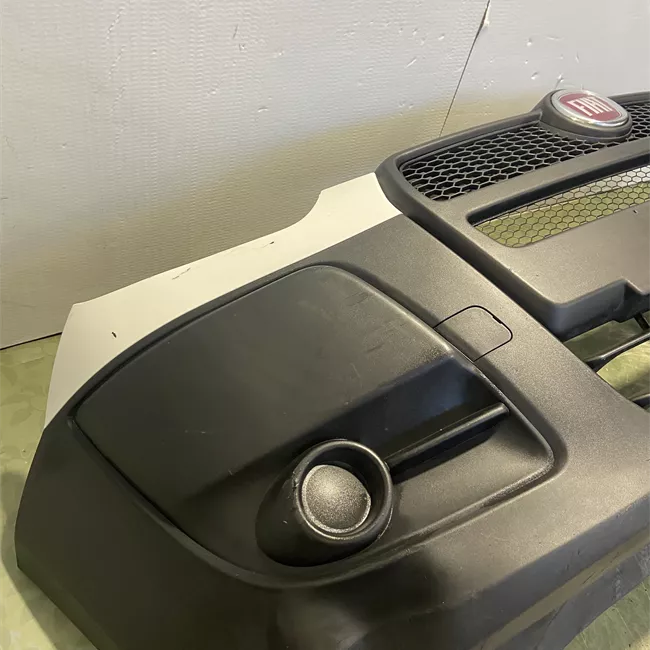 Paraurti anteriore Verniciato