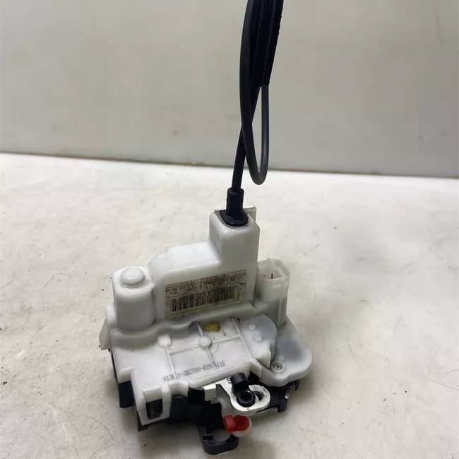 Serratura porta anteriore sinistra