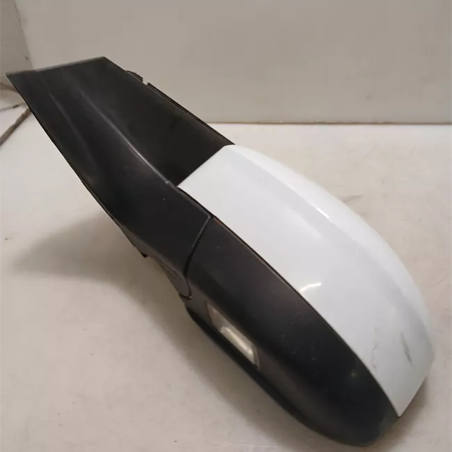 Retrovisore esterno regolazione elettrica sinistro con luce cortesia