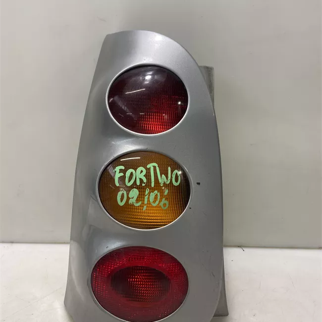 Fanale posteriore sinistro