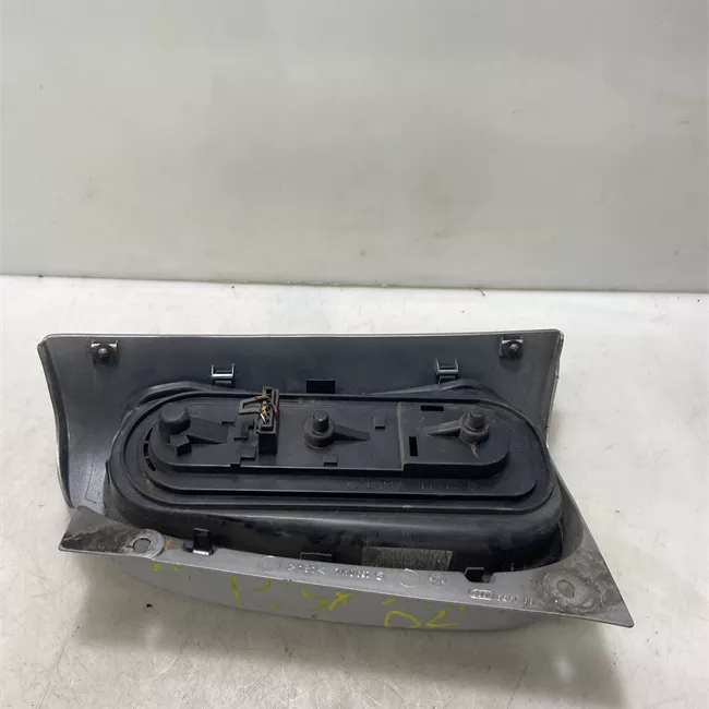 Fanale posteriore sinistro