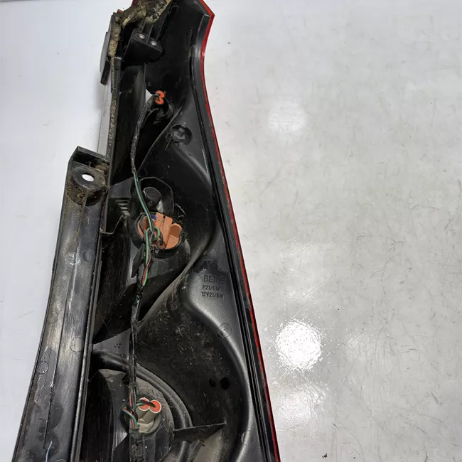 Fanale posteriore parte inferiore sinistro