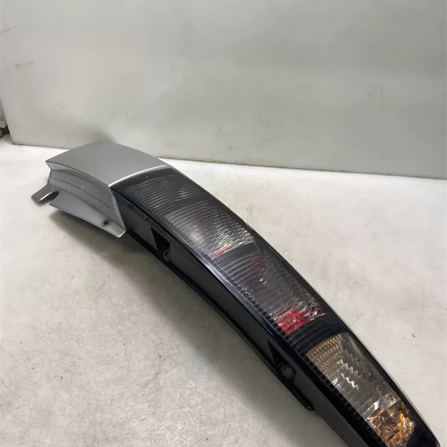 Fanale posteriore sinistro