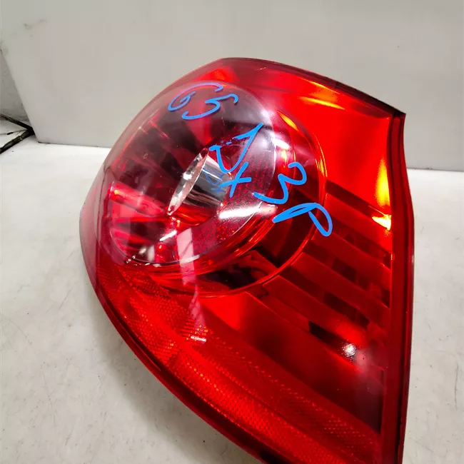 Fanale posteriore parte esterno destro