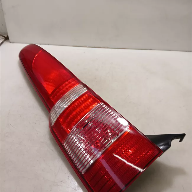 Fanale posteriore sinistro 11/04>