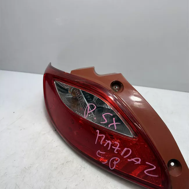 Fanale posteriore sinistro