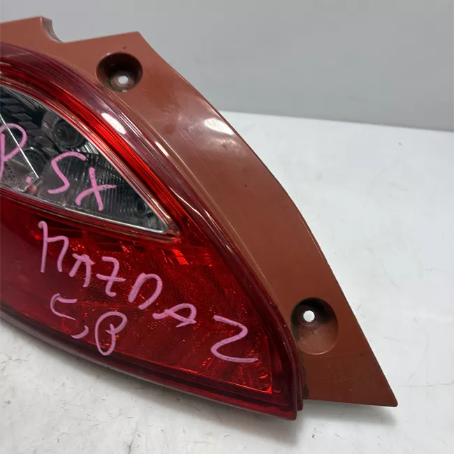 Fanale posteriore sinistro