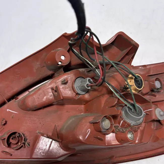 Fanale posteriore sinistro