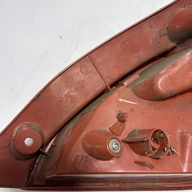 Fanale posteriore sinistro