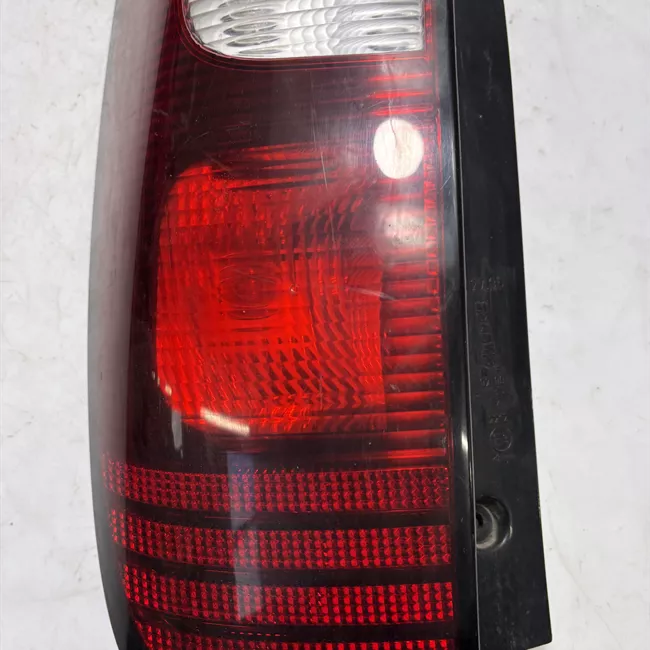 Fanale posteriore sinistro 02-02-06>