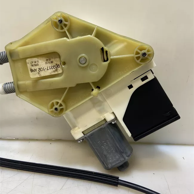 Alzacristallo porta posteriore sinistro