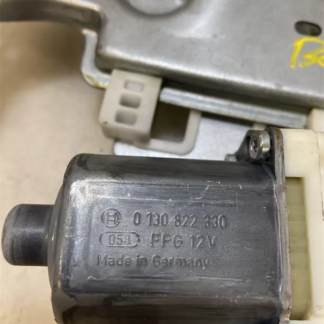 Alzacristallo porta posteriore sinistro