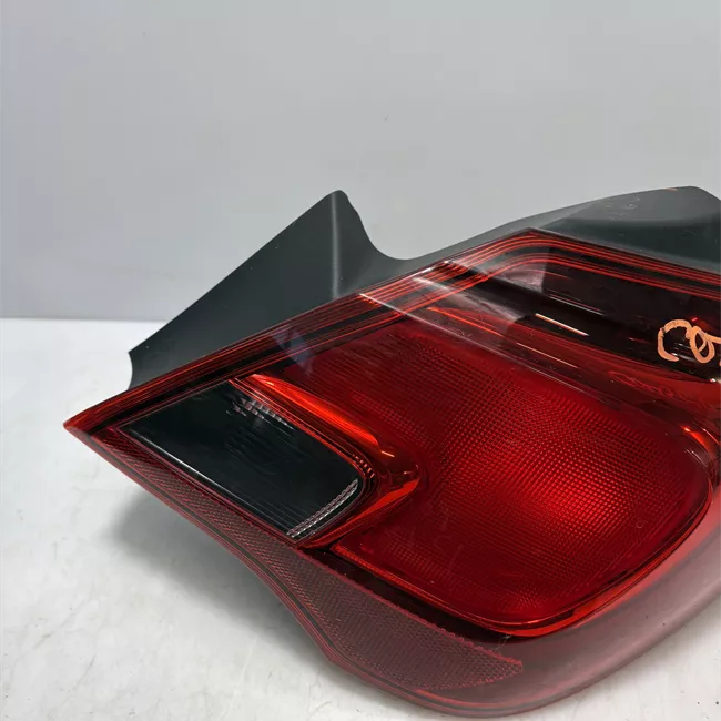 Fanale posteriore parte esterno destro