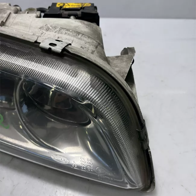 Proiettore destro Xeno