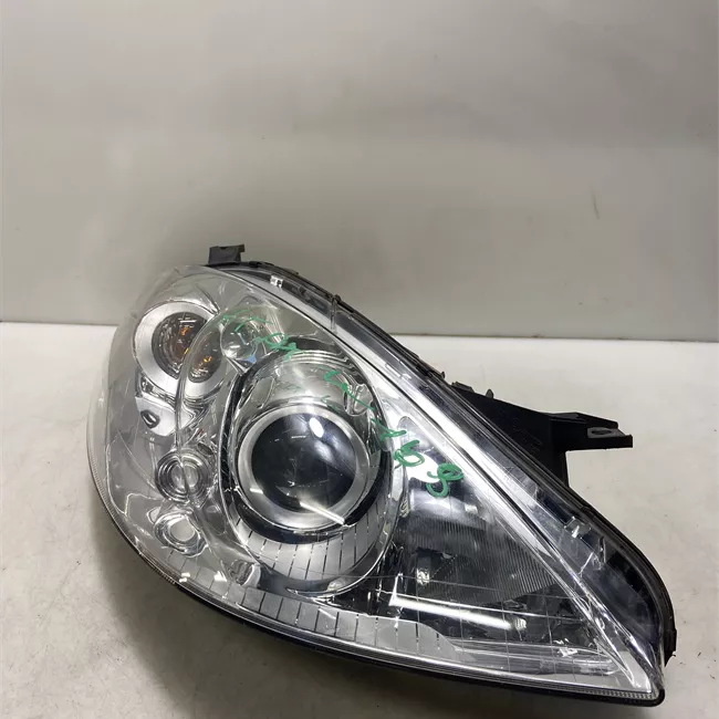 Proiettore destro Xeno