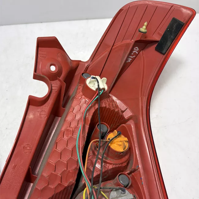 Fanale posteriore sinistro