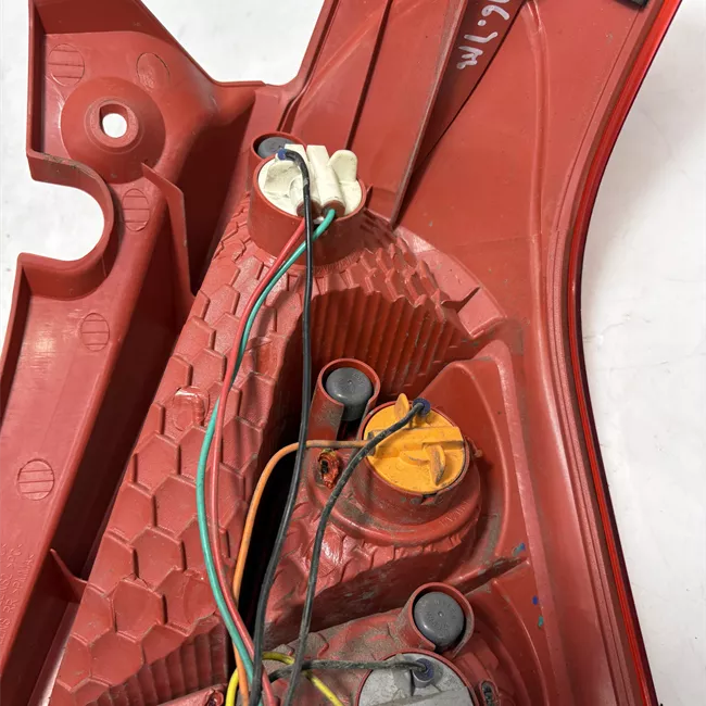 Fanale posteriore sinistro