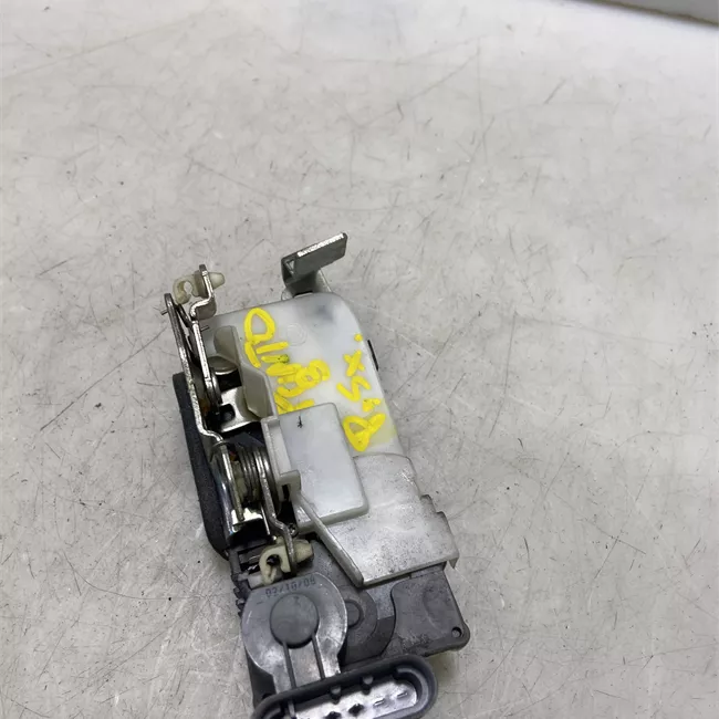 Serratura porta posteriore sinistra